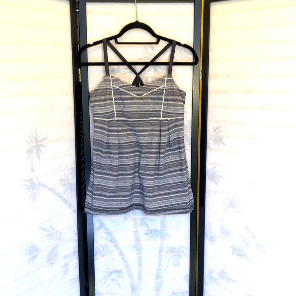 Women’s lululemon tank top